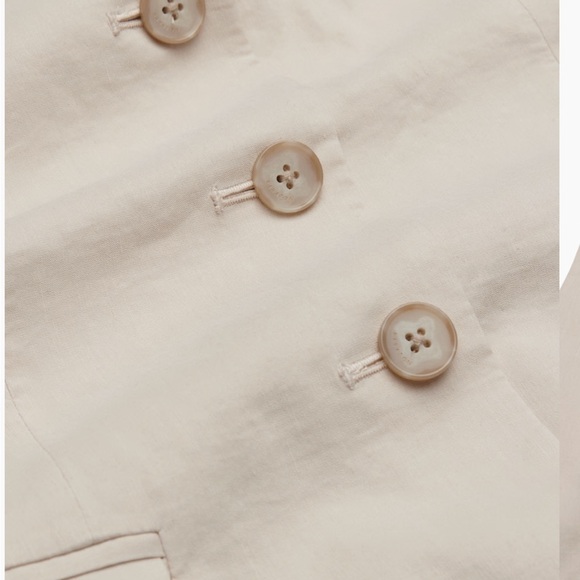 Aritzia Babaton Echelon Linen Vest - Picture 2 of 6